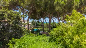 Buy villa with 4 bedrooms in Artola