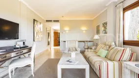 For sale penthouse in Puente Romano