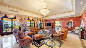 Villa en venta de 5 dormitorios en Sierra Blanca