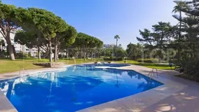 For sale apartment in Marbella - Puerto Banus with 3 bedrooms