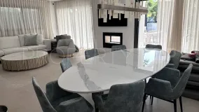 Villa for sale in Marbella - Puerto Banus