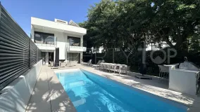 Villa for sale in Marbella - Puerto Banus