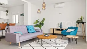 For sale penthouse with 3 bedrooms in Estepona