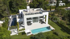 Villa en venta en Cascada de Camojan