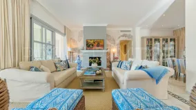 4 bedrooms villa in Sierra Blanca for sale