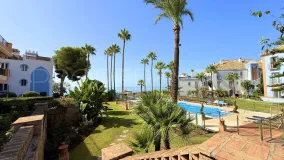Se vende apartamento planta baja con 2 dormitorios en La Perla de la Bahía