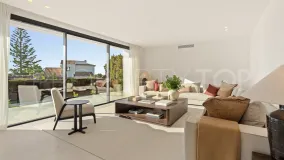 Elviria 5 bedrooms villa for sale