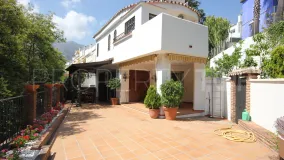 For sale town house with 4 bedrooms in La Merced