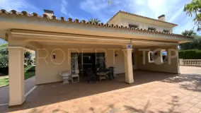 Comprar villa en El Mirador con 6 dormitorios