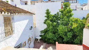 Buy 8 bedrooms town house in Estepona Old Town