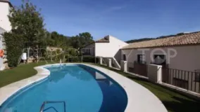 Pareado en venta en Benahavis Centro