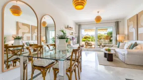 Apartamento planta baja a la venta en Aloha Mirasierra