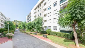 Apartamento en venta de 3 dormitorios en Guadalmina Alta