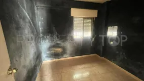 Se vende apartamento de 3 dormitorios en Estepona Ciudad