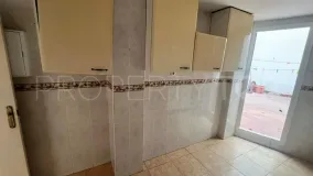 Se vende apartamento de 3 dormitorios en Estepona Ciudad