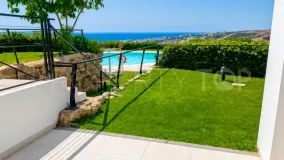 Apartamento planta baja en venta en Altos de Estepona
