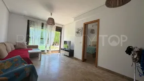 Apartamento planta baja en venta con 1 dormitorio en Selwo