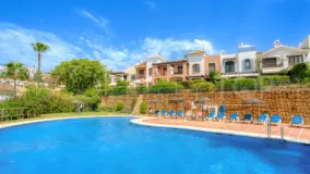 Town house for sale in Los Arqueros with 4 bedrooms