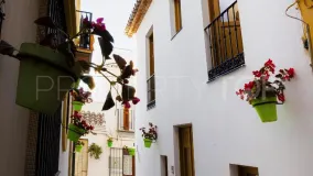 For sale apartment in Estepona Old Town with 2 bedrooms