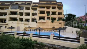 Se vende apartamento en Duquesa Village con 2 dormitorios