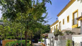 Adosado en venta en Estepona Centro con 4 dormitorios