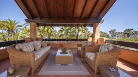 For sale duplex penthouse in Bahia Alcantara with 3 bedrooms