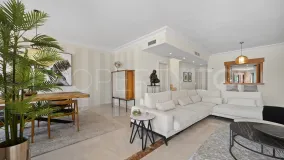 For sale duplex penthouse in Bahia Alcantara with 3 bedrooms