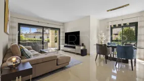 Se vende apartamento planta baja de 2 dormitorios en Benahavis