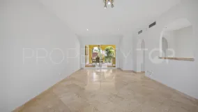 For sale apartment with 2 bedrooms in Guadalmina Alta
