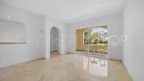 For sale apartment with 2 bedrooms in Guadalmina Alta