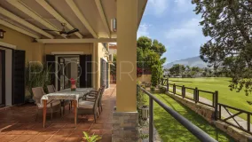 Villa de 5 dormitorios a la venta en Guadalmina Alta