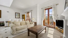Adosado con 4 dormitorios en venta en Guadalmina Alta