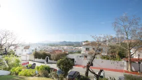 Apartamento en venta de 2 dormitorios en Nueva Andalucia