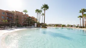 For sale apartment in Estepona