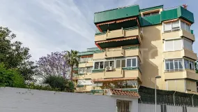 Pedregalejo, apartamento de 5 dormitorios en venta