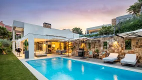 Nueva Andalucia, villa en venta de 5 dormitorios