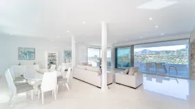 6 bedrooms Los Arqueros villa for sale