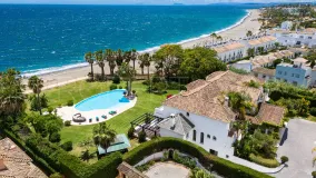 Benamara 8 bedrooms villa for sale