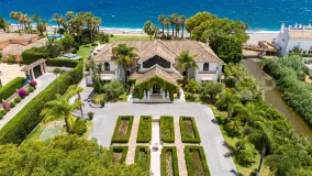 Benamara 8 bedrooms villa for sale