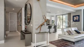 For sale villa with 5 bedrooms in Las Lomas del Marbella Club