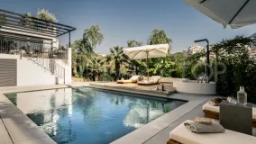 Villa with 5 bedrooms for sale in Nueva Andalucia