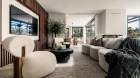 Comprar villa en Nueva Andalucia de 5 dormitorios
