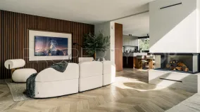 Comprar villa en Nueva Andalucia de 5 dormitorios
