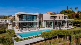 Villa for sale in La Quinta Hills with 8 bedrooms