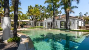 Villa de 6 dormitorios en venta en Aloha Gardens
