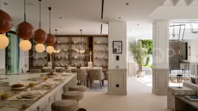 Villa de 6 dormitorios en venta en Aloha Gardens