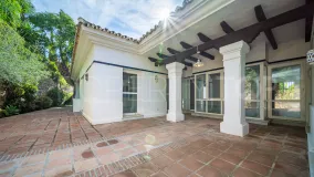 Villa for sale in Sierra Blanca
