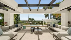 Villa for sale in El Paraiso
