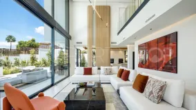 Rio Real, villa a la venta de 6 dormitorios