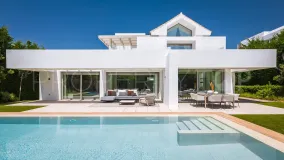 For sale 5 bedrooms villa in El Paraiso